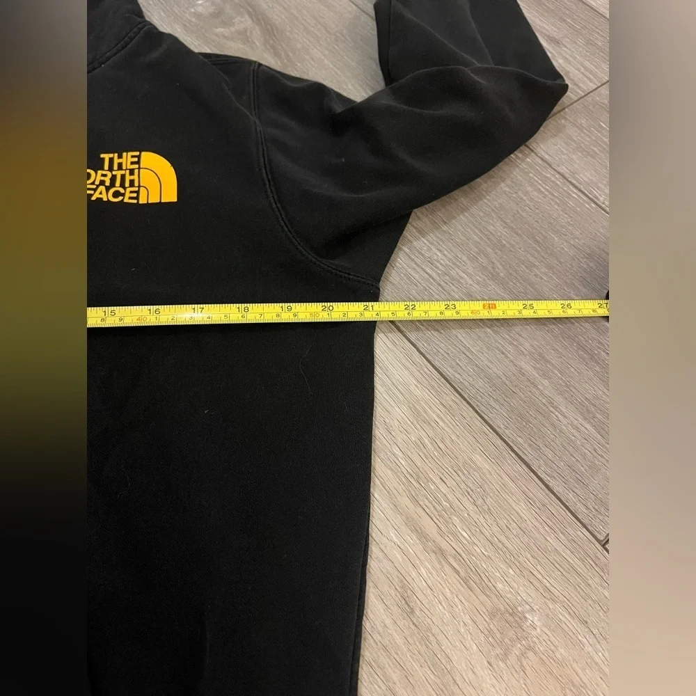 The North Face Black logo Hoodie Size